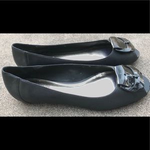 Simply Vera Wang Black Peep Toe Flats Shoes 9.5
